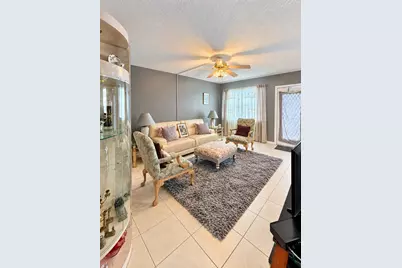3079 Exeter E, Boca Raton, FL 33434 - Photo 5