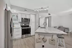 12510 Vista Isles Dr, Sunrise, FL 33325 - Photo 5