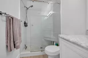 12510 Vista Isles Dr, Sunrise, FL 33325 - Photo 17