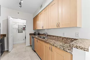 350 SE 2nd St, Fort Lauderdale, FL 33301 - Photo 3