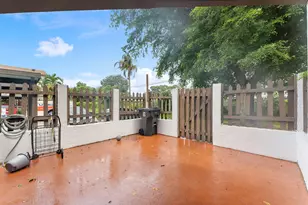 2324 Lena Ln, West Palm Beach, FL 33415 - Photo 21