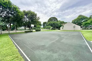 101 Gardens Dr, Pompano Beach, FL 33069 - Photo 13