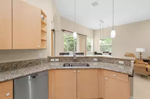 483 NW Blue Lake Dr, Port Saint Lucie, FL 34986 - Photo 13