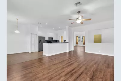 1125 Sunflower Circle, Weston, FL 33327 - Photo 9