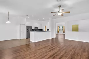 1125 Sunflower Cir, Weston, FL 33327 - Photo 9
