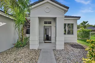1125 Sunflower Cir, Weston, FL 33327 - Photo 3