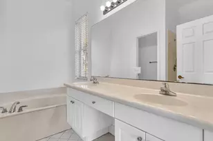 1125 Sunflower Cir, Weston, FL 33327 - Photo 31