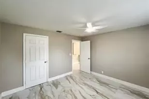 1010 NE 24th St, Pompano Beach, FL 33064 - Photo 25