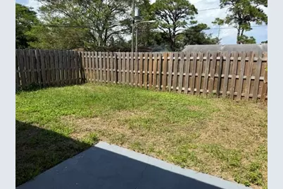 4839 Gulfstream Road, Lake Worth, FL 33461 - Photo 11