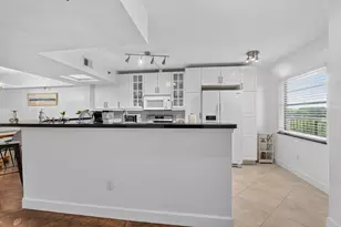 23344 Carolwood Ln, Boca Raton, FL 33428 - Photo 5