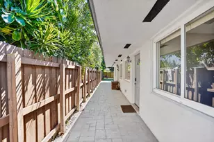 1986 NE 5th St, Deerfield Beach, FL 33441 - Photo 5