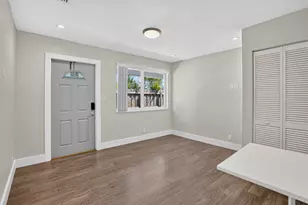 1986 NE 5th St, Deerfield Beach, FL 33441 - Photo 9
