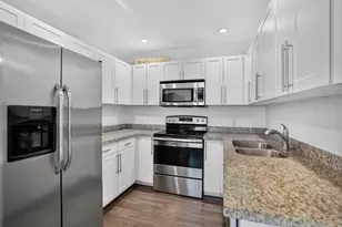 1986 NE 5th St, Deerfield Beach, FL 33441 - Photo 13