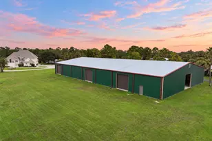 10225 SW Green Ridge Ln, Palm City, FL 34990 - Photo 5
