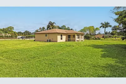 13172 Orange Boulevard, The Acreage, FL 33412 - Photo 33