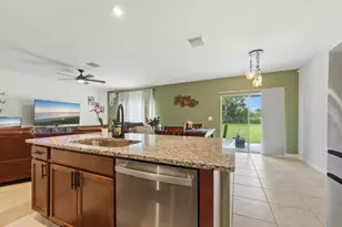 436 Acai Ln, Fort Pierce, FL 34981 - Photo 7