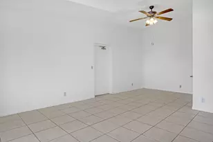 3612 Alder Dr, West Palm Beach, FL 33417 - Photo 5