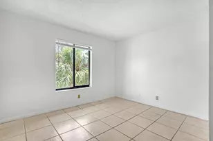 3612 Alder Dr, West Palm Beach, FL 33417 - Photo 13
