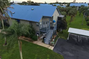 1461 NE 14th Ct, Jensen Beach, FL 34957 - Photo 3