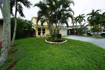 5286 NW 192nd Lane, Miami Gardens, FL 33055 - Photo 37