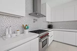 21 Isle of Venice Dr, Fort Lauderdale, FL 33301 - Photo 13