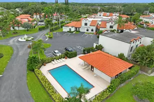 13477 Fountain View Blvd, Wellington, FL 33414 - Photo 19