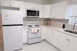 1720 NE 146th St, North Miami, FL 33181 - Photo 5