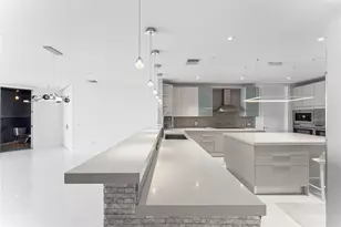 5959 Collins Ave, Miami Beach, FL 33140 - Photo 11
