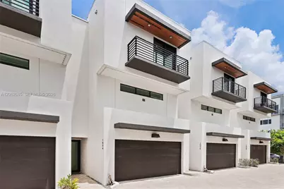 1054 N Victoria Park Road, Fort Lauderdale, FL 33304 - Photo 1