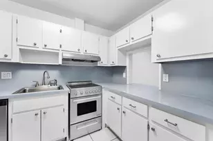 2050 NE 39th St, Lighthouse Point, FL 33064 - Photo 13