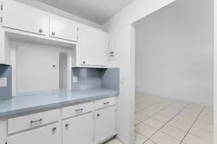 2050 NE 39th St, Lighthouse Point, FL 33064 - Photo 15