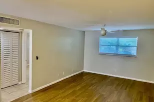 450 SW 2nd Ave, Boca Raton, FL 33432 - Photo 5