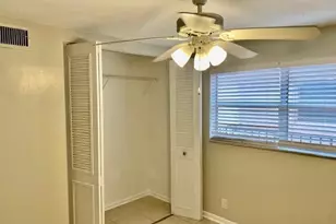 450 SW 2nd Ave, Boca Raton, FL 33432 - Photo 11