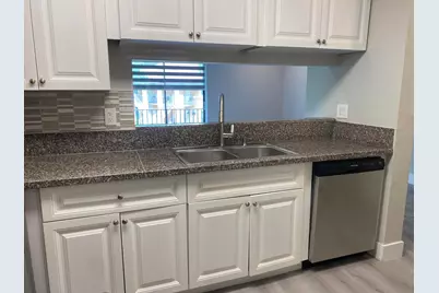 11432 NW 43rd Street #Top Right, Coral Springs, FL 33065 - Photo 3