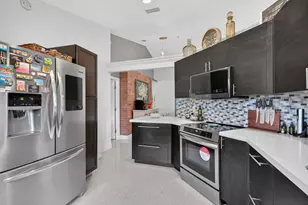12132 NW 34th St, Sunrise, FL 33323 - Photo 19