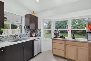 12132 NW 34th St, Sunrise, FL 33323 - Photo 17