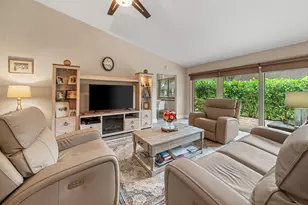 137 Meander Cir, Royal Palm Beach, FL 33411 - Photo 11