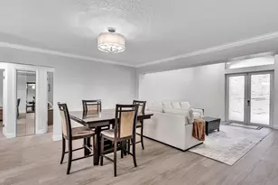 948 SE 10th Ct, Pompano Beach, FL 33060 - Photo 11