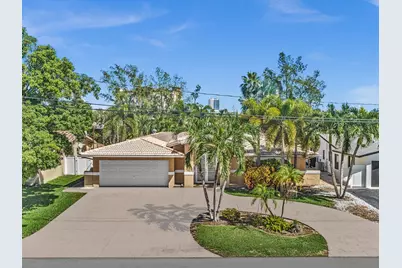948 SE 10th Court, Pompano Beach, FL 33060 - Photo 1