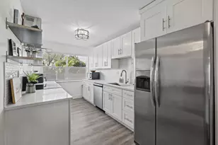8105 NW 61st St, Tamarac, FL 33321 - Photo 1