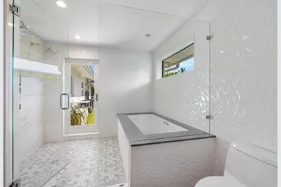 1020 SE 12th Terrace SE, Deerfield Beach, FL 33441 - Photo 25