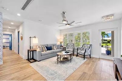 1020 SE 12th Terrace SE, Deerfield Beach, FL 33441 - Photo 11