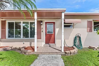 740 Caroline Avenue, West Palm Beach, FL 33413 - Photo 5