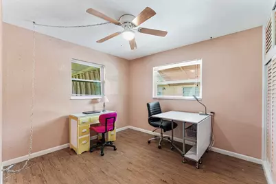 740 Caroline Avenue, West Palm Beach, FL 33413 - Photo 23
