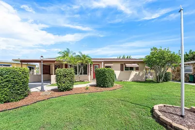 740 Caroline Avenue, West Palm Beach, FL 33413 - Photo 3