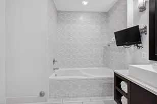 5300 NW 87th Ave, Doral, FL 33178 - Photo 19