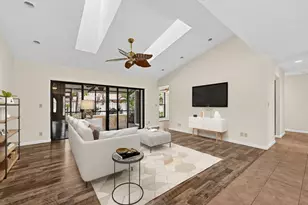 835 Ivy Dr, Wellington, FL 33414 - Photo 5