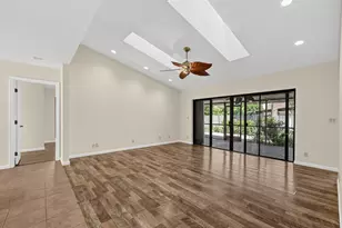 835 Ivy Dr, Wellington, FL 33414 - Photo 3