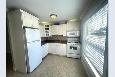 735 Hummingbird Way #104, North Palm Beach, FL 33408 - Photo 5