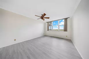 625 Oaks Dr, Pompano Beach, FL 33069 - Photo 21